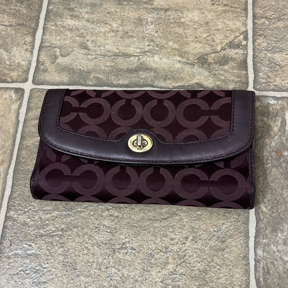 Coach wallet